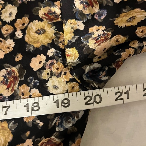 NWT Zara Wrap-style, Floral Print Romper Dress, size XL| - Picture 8 of 10